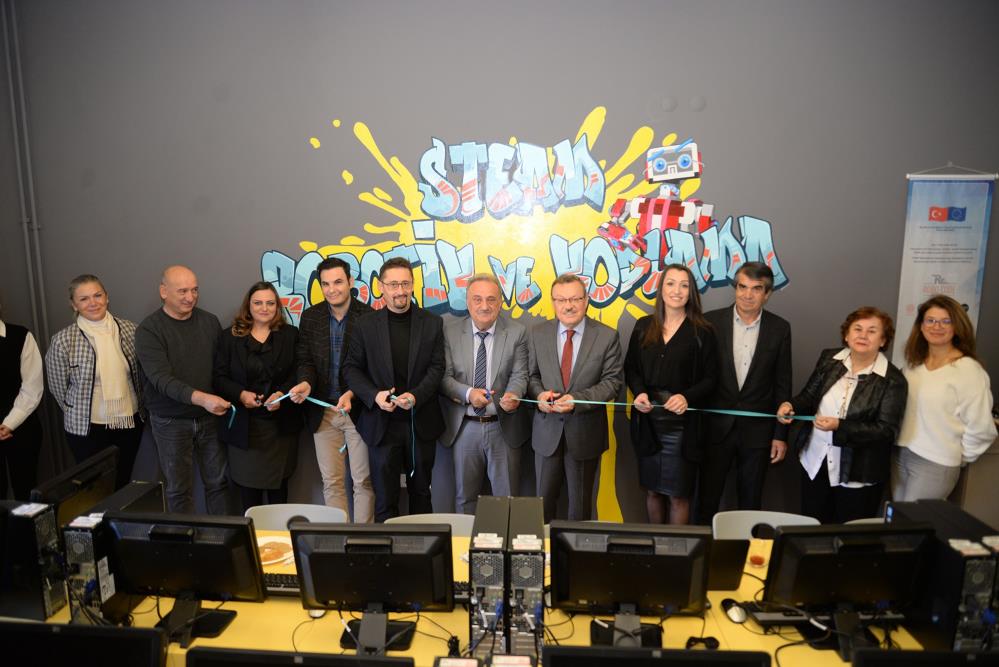 Uludağ Üniversitesi’ne yeni atölye! Uludağ Üniversitesi’ne yeni atölye!