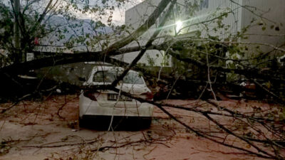 Bursa’da lodos hayatı felç etti