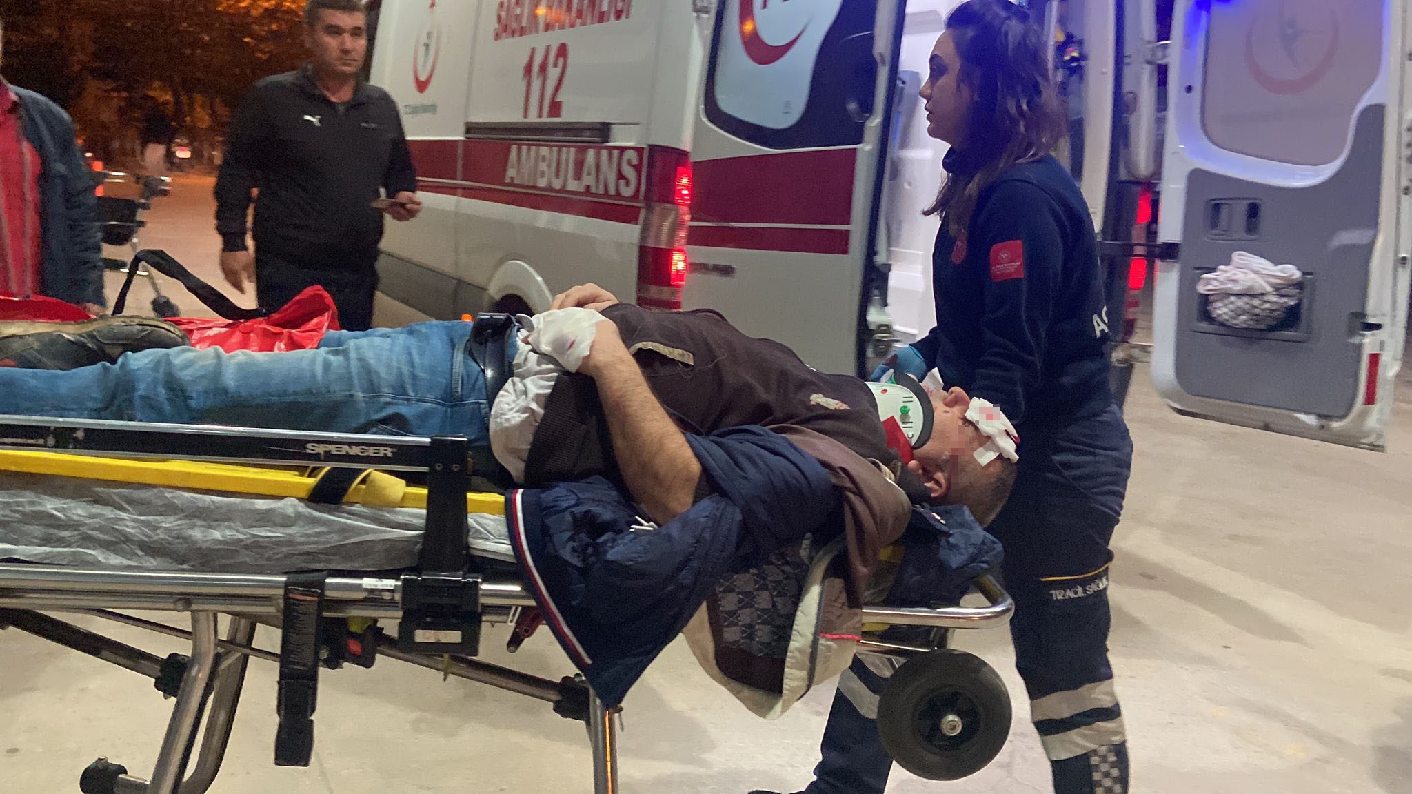 Bursa’da otomobil ile çarpışan bisikletin sürücüsü ağır yaralandı