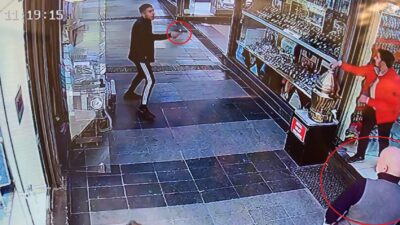 Bursa’da tarihi çarşıda dehşet anları