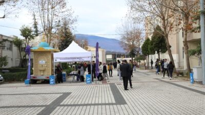 İnegöl Belediyesi’nden öğrencilere çorba ikramı