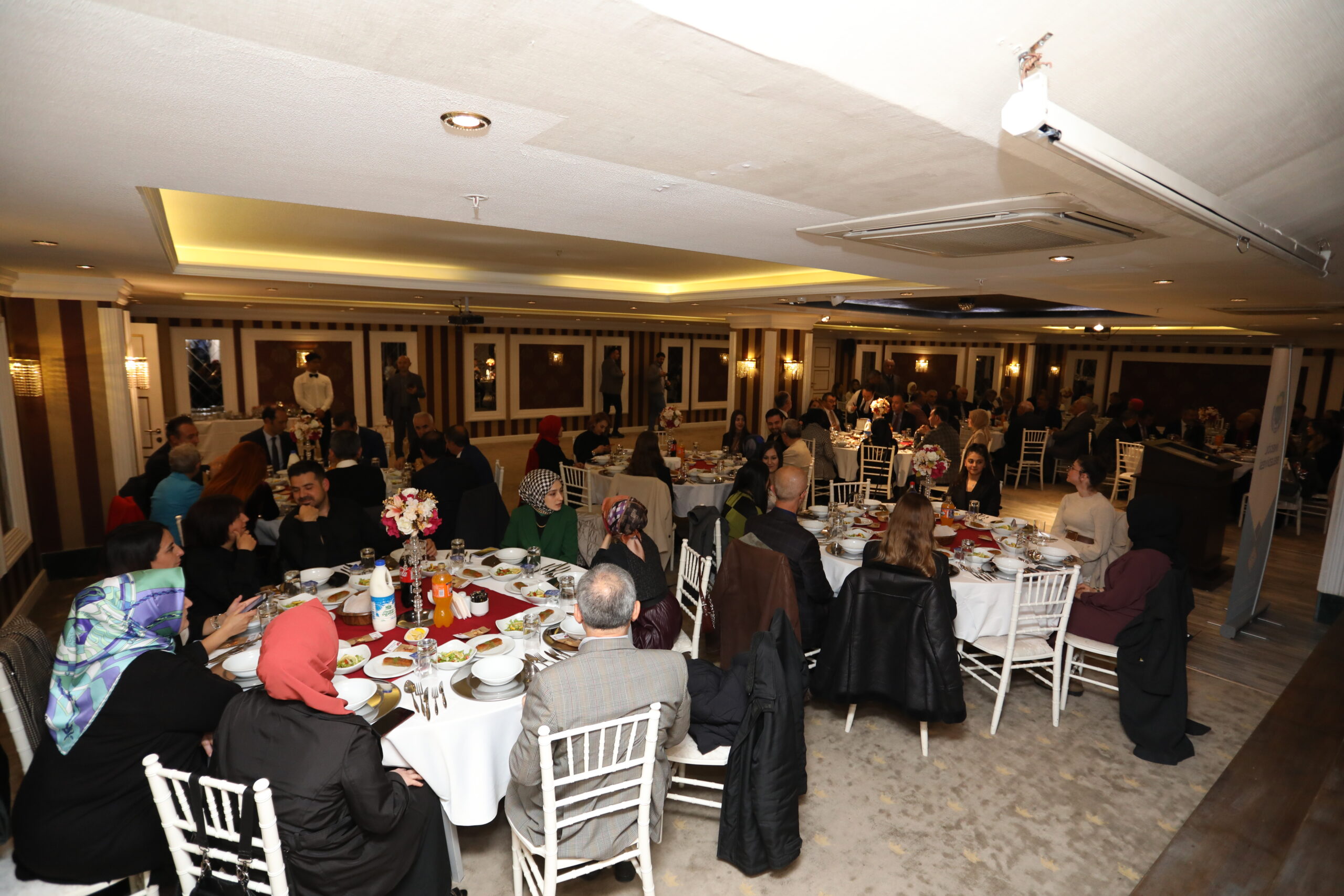 Bursa İnegöl’de Öğretmenler Günü hatıralarla kutlandı