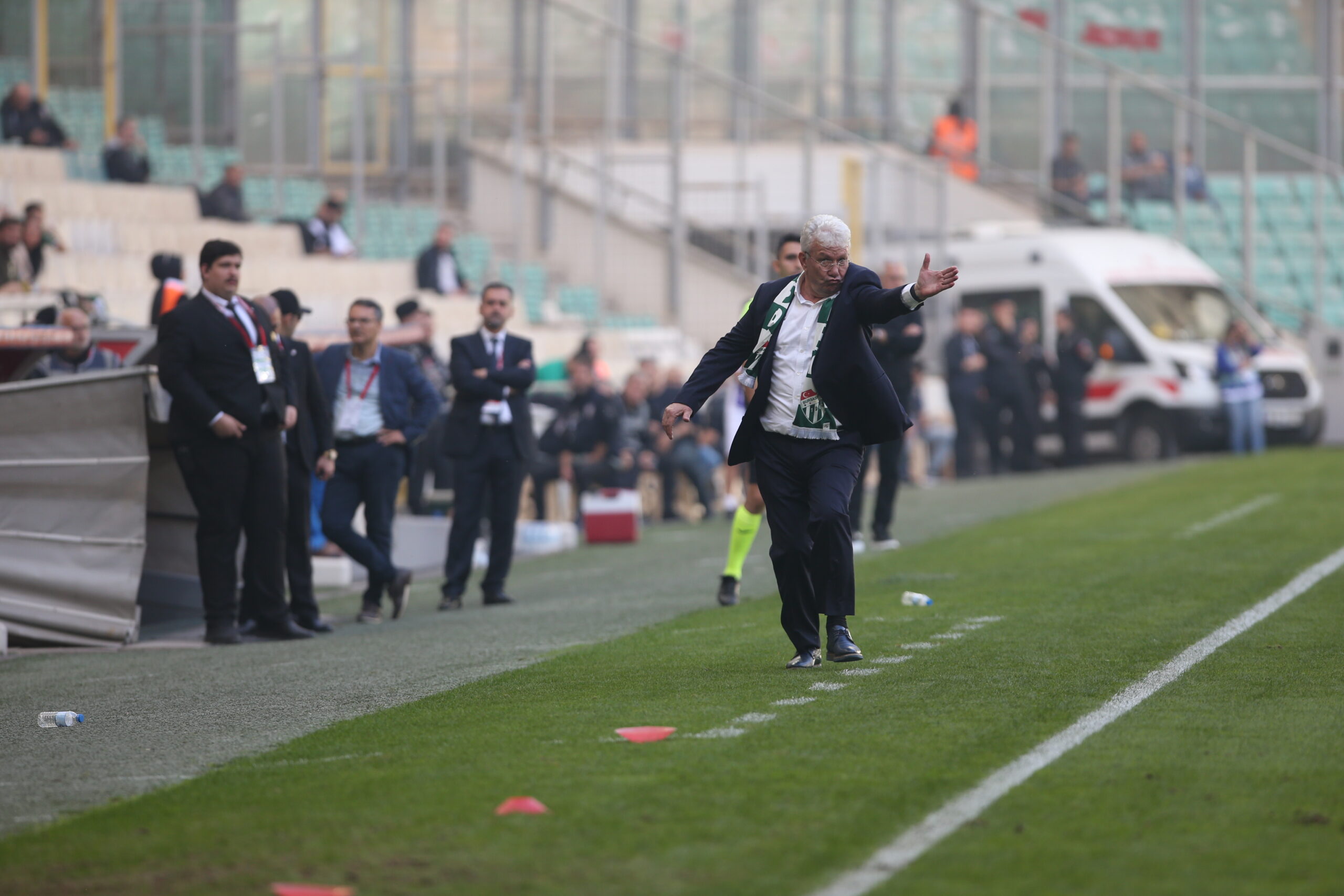 Bursaspor’dan maç sonu sıcak yorum; ‘Bir bakmışsınız 6 maçın 6’sını da…’ Bursaspor’dan maç sonu sıcak yorum; ‘Bir bakmışsınız 6 maçın 6’sını da…’