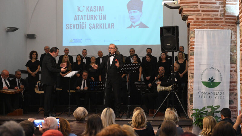 Osmangazi’den unutulmaz konser Osmangazi Belediyesi Türk Sanat Müziği Topluluğu, Türkiye Cumhuriyeti’nin kurucusu Gazi