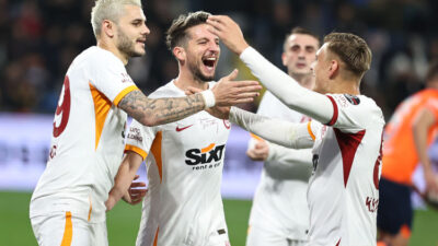 Spor Toto Süper Lig'in 14. haftasında Galatasaray, deplasmanda Medipol Başakşehir'i
