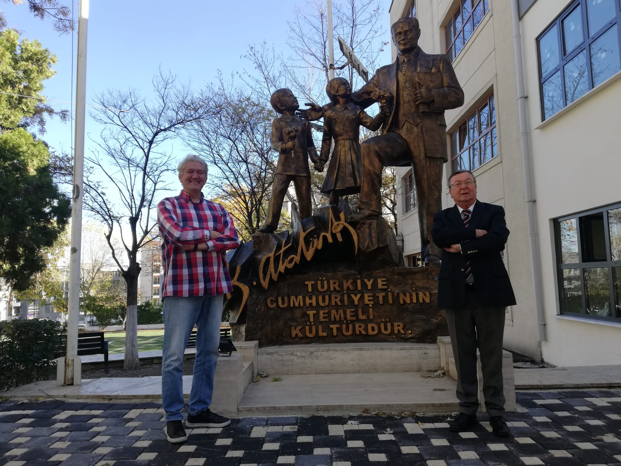 Bursa’ya ‘İz Bırakan’ eğitim duayeni; Şükrü Akyollu Bursa’ya ‘İz Bırakan’ eğitim duayeni; Şükrü Akyollu