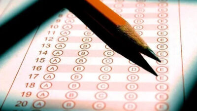 Öğretmenlik Kariyer Basamakları Sınavı başladı