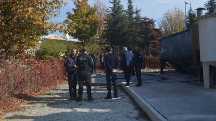 İşçiler yağ fabrikasında kuyuya düştü: 6 işçi hastaneye kaldırıldı