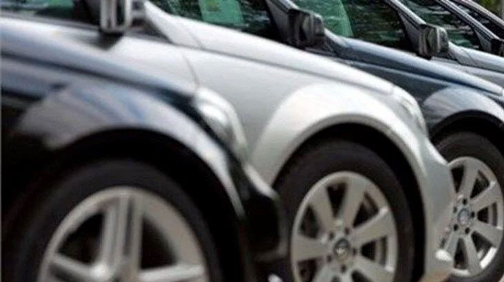 Otomobil fiyatları düşecek mi? Bakan Nebati’den ÖTV açıklaması!