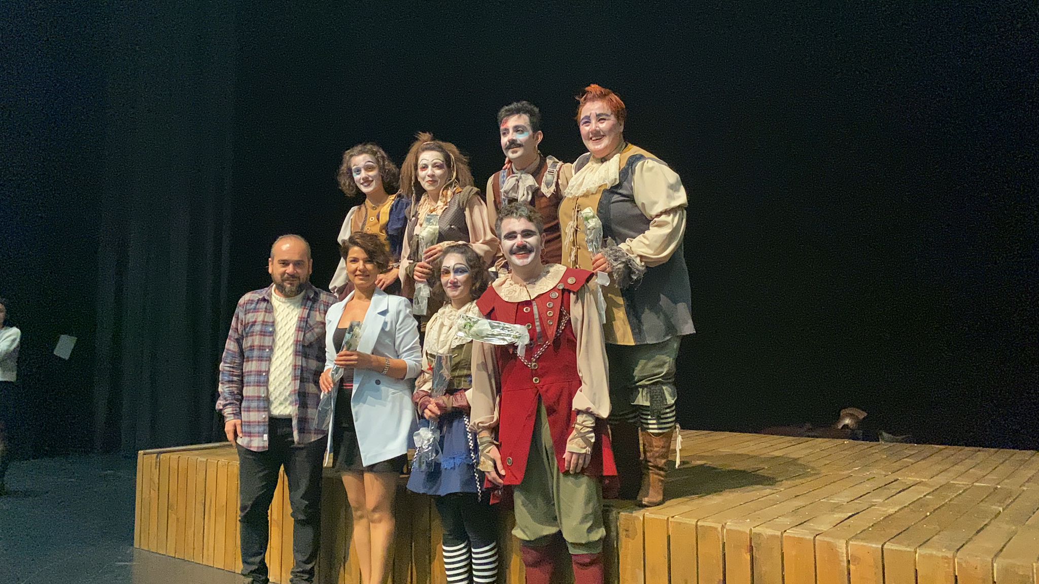 ÇekSanat Tiyatro’ya Denizli’de büyük ilgi…