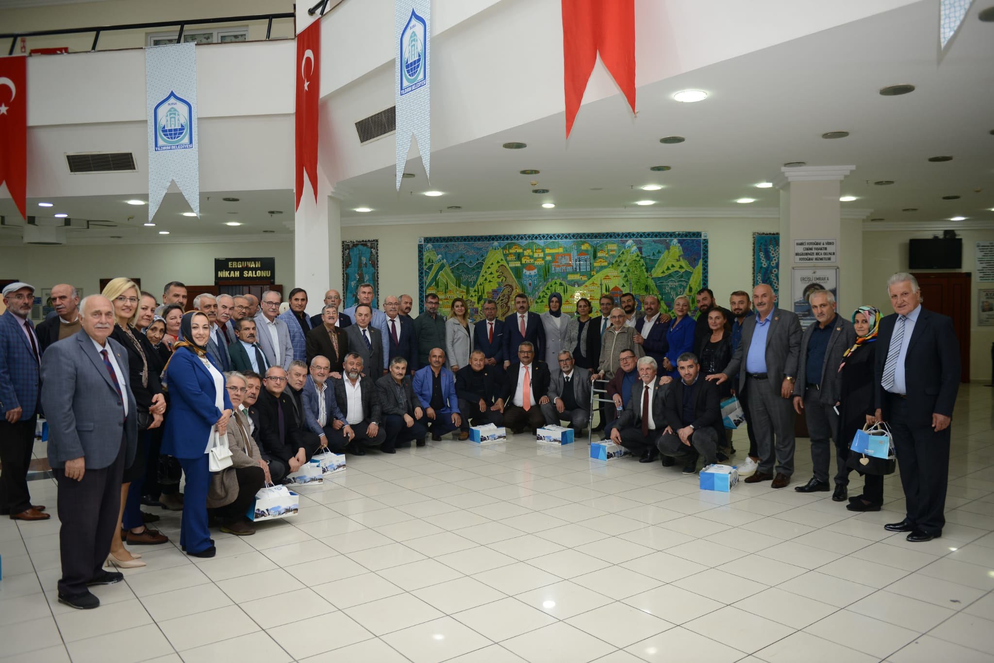 Başkan Yılmaz Bursa Yıldırım’da muhtarlarla buluştu