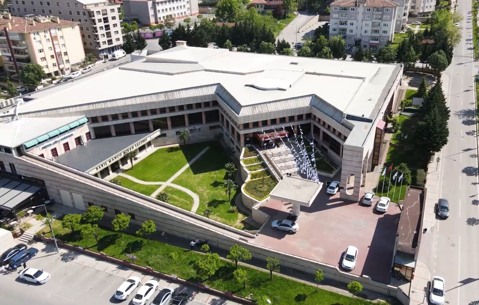 Bursa’nın 2. Uyumayan Kütüphanesi açıldı