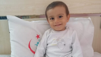 Bursa’da SMA’lı minik Göktuğ yardım bekliyor