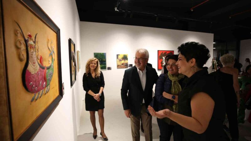 Çağdaş Sanat Topluluğu katkıları, Uluslararası Sanatçılar Birliği sanatçıları ve Bursalı