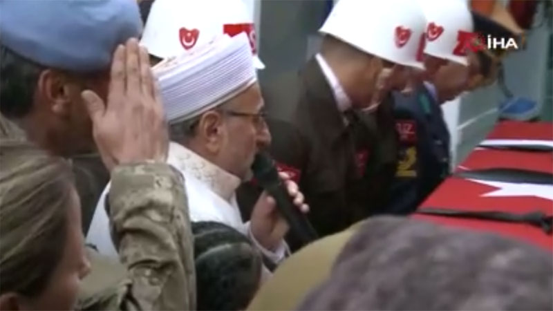 Bursa şehidini uğurladı! Babasından asker selamı