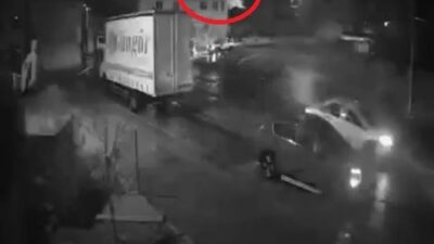 Bursa’da yangın evlere sıçramadan son anda söndürüldü