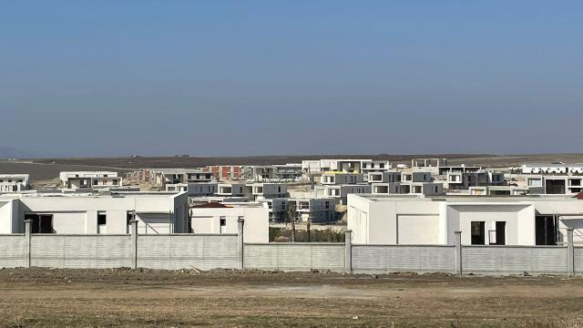 İnşaat alanındaki kazılarda 4 iskelet bulundu