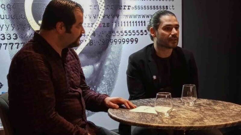 Doğu Yücel ile Edebiyat Müzesi’nde söyleşi Roman ve öyküleriyle tanınan Doğu Yücel, Nilüfer Belediyesi Edebiyat Müzesi’nde
