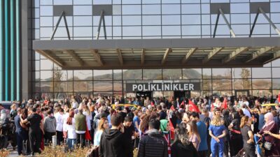 Bursa Tabip Odası üç maymunu oynuyor!