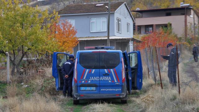 500 bin liralık vurgun! Kamyonlu hırsızlar 15 evi soydu