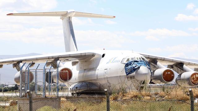 Erzurum Havalimanı’ndaki Gürcistan uçağının akıbeti belli oldu