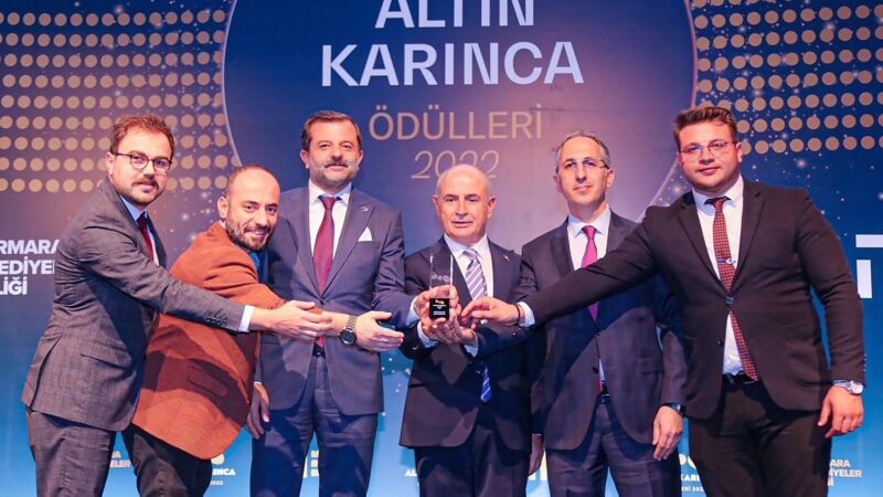 Gürsu Belediyesi’ne Altın Karınca Ödülü Gürsu Belediyesi, Marmara Belediyeler Birliği tarafından düzenlenen ve 375 projenin