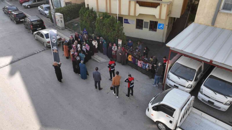 Gürsu’da deprem tatbikatı Gürsu Kuran Kursları’nda yapılan deprem tatbikatında, depremden korunma yöntemleri anlatıldı.