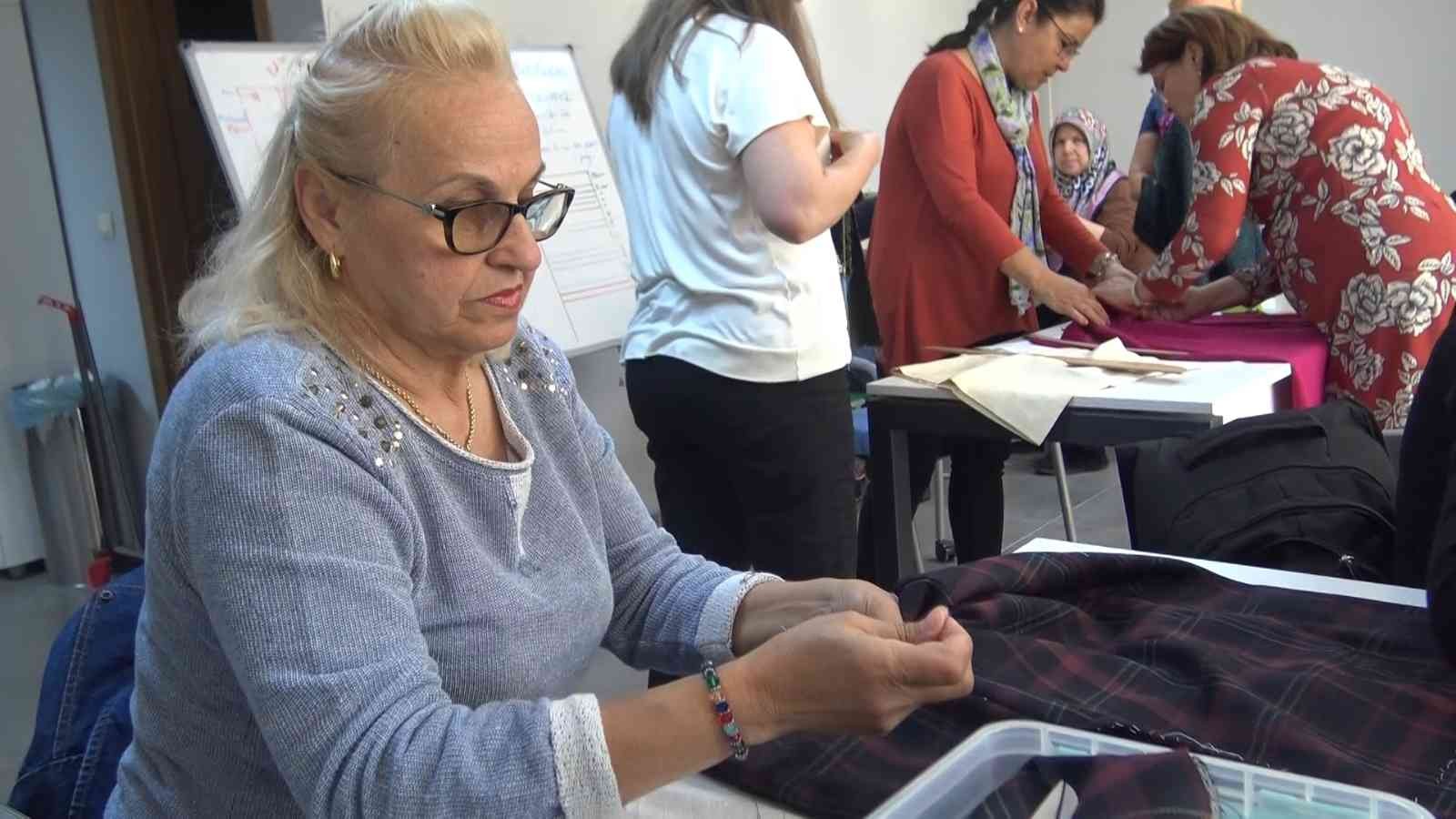 Bursa’da kadınlar hem meslek öğreniyor, hem gelir elde ediyor 1 ozel bursada kadinlar hem meslek ogreniyor hem gelir elde ediyor f895fb9
