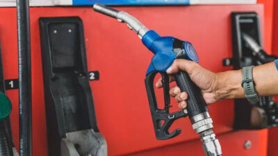 Benzin ve motorine ‘Çin’ indirimi yolda!