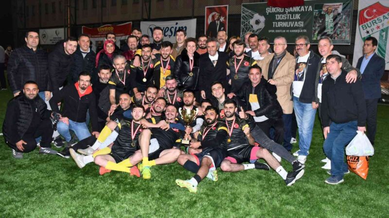 Şükrü Şankaya Dostluk Turnuvası’nda kupalar sahiplerini buldu Yeşim Spor Kulübü’nün liderliğinde gerçekleştirilen Şükrü Şankaya Dostluk Turnuvası’nın şampiyonu