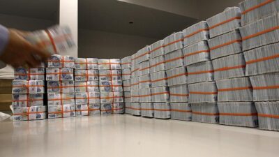 Alman bankasından Türk lirası önerisi: Bu sadece bir başlangıç