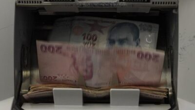 KKM’de erime sürüyor