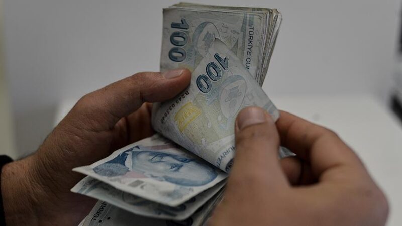 Devlet memurlarının saat başına fazla mesai ücretleri yeni yılda 12