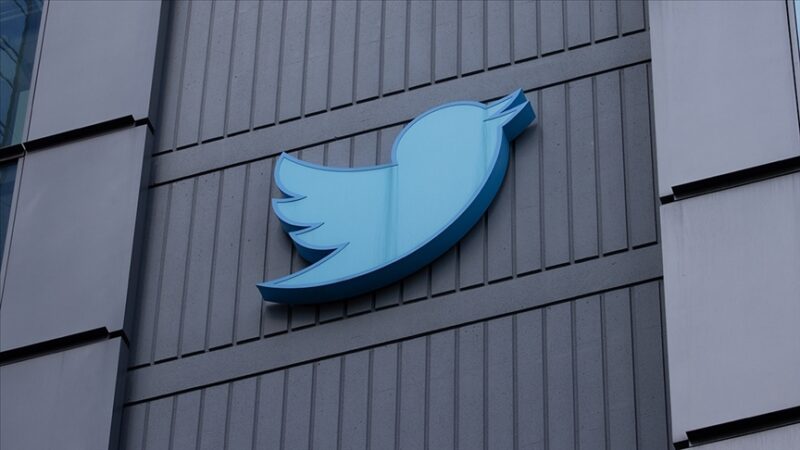 Twitter, belirli şartları yerine getiren Blue abonelerinin profilinde "Resmi" etiketi