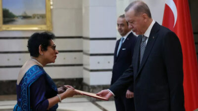 Sri Lanka Büyükelçisi’nden Cumhurbaşkanı Erdoğan’a güven mektubu