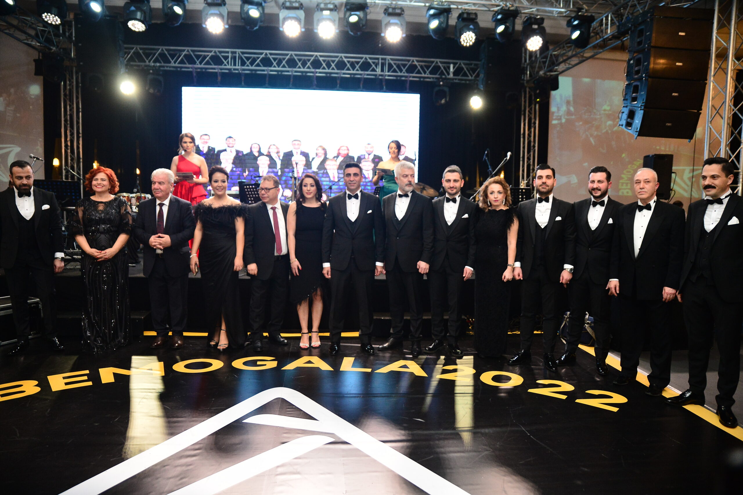 Bursa Emlak Müşavirleri Esnaf Odası’ndan görkemli kutlama