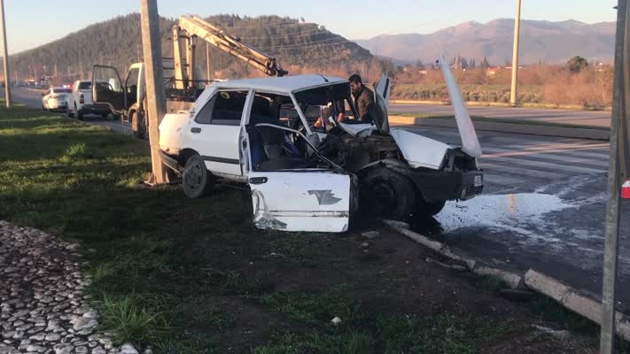 Feci kaza: 2 ölü, 4 yaralı