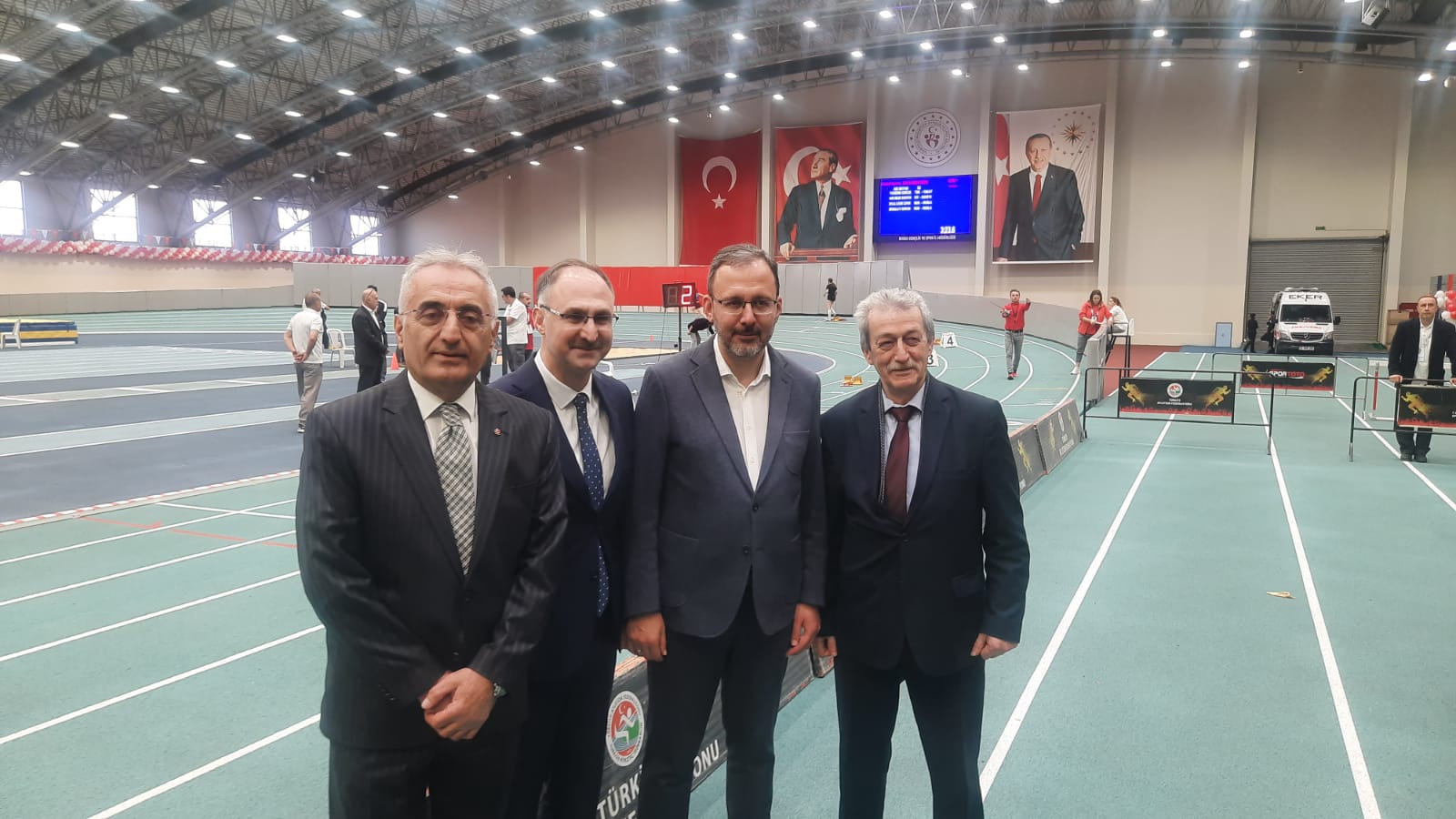 Bursa’da vefa buluşması! Bakan Kasapoğlu o isimleri unutmadı…