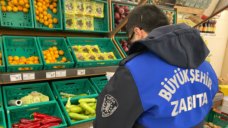 Bursa’da zincir marketler mercek altında
