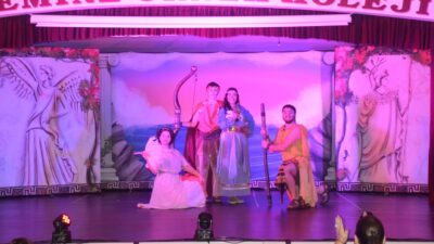 Emine Örnek’te ingilizce tiyatro şöleni