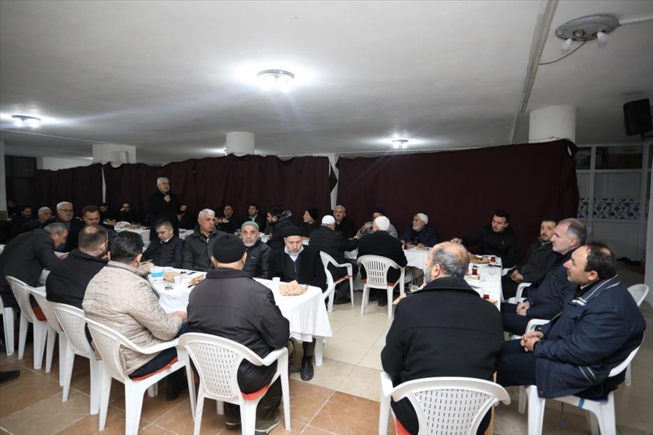 Bereket Sofrası Turgutalp Camisi’nde kuruldu