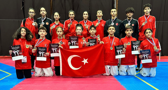 Milli tekvandoculardan madalya yağmuru