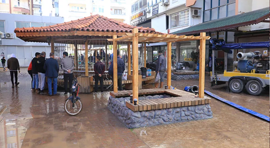 Antalya’da sel felaketi! Bakan Yanık: 2,5 milyon TL kaynak aktardık Antalya’da sel felaketi! Bakan Yanık: 2,5 milyon TL kaynak aktardık