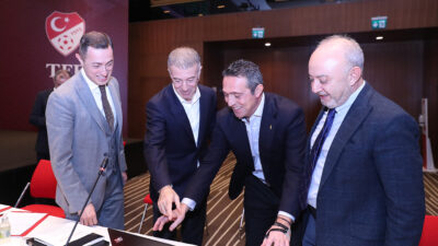 Süper Lig tarihinde bir ilk! Haftanın hakemleri bu sistemle belirlendi…