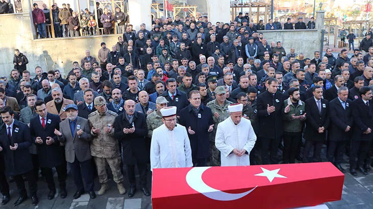 Şehit Topçu Uzman Çavuş Korkmaz son yolculuğuna uğurlandı