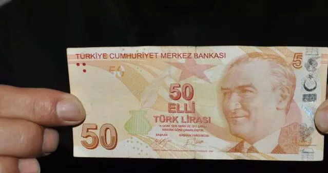 Hatalı basım 50 lirayı fark etti: ‘Teklif olursa değerlendireceğim’