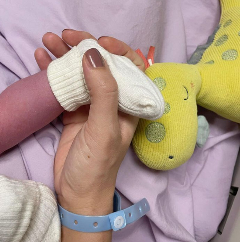 Bursalı güzel oyuncu ikinci kez anne oldu