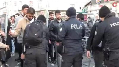 Taksim ve İstiklal’e çıkan yollar trafiğe kapatıldı! Bariyerler yerleştirildi!