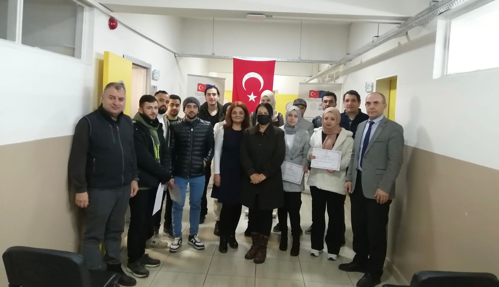 Osmangazi’de mesleki eğitim kurslarını tamamlayanlar sertifikalarını aldı