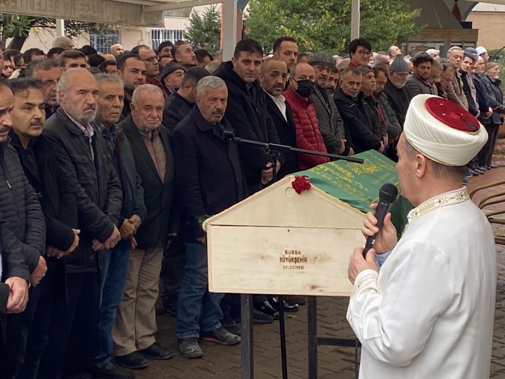 Bursa’da uçak kazasında hayatını kaybeden pilota son görev